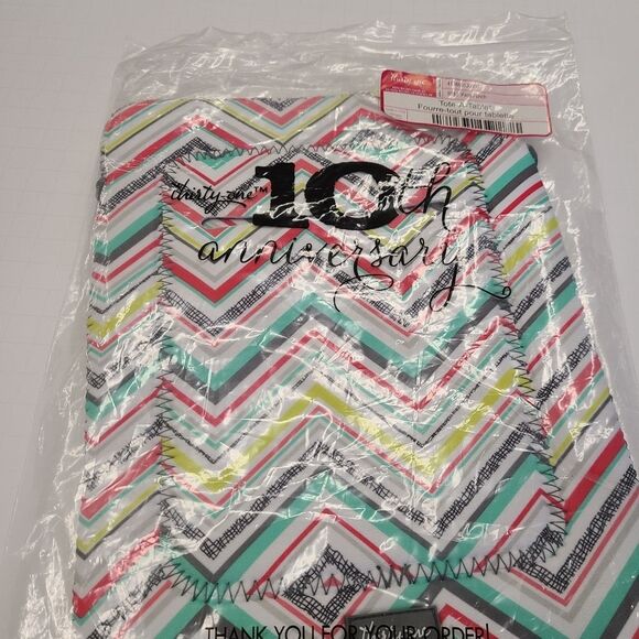 Thirty-One Tablet Cover New in Package - Picture 8 of 9